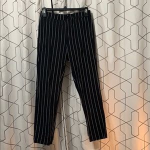 stripped stretchy capri pants:)